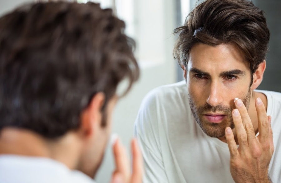 ۱۲ توصیه‌ی آرایشی ساده برای افزایش جذابیت آقایان